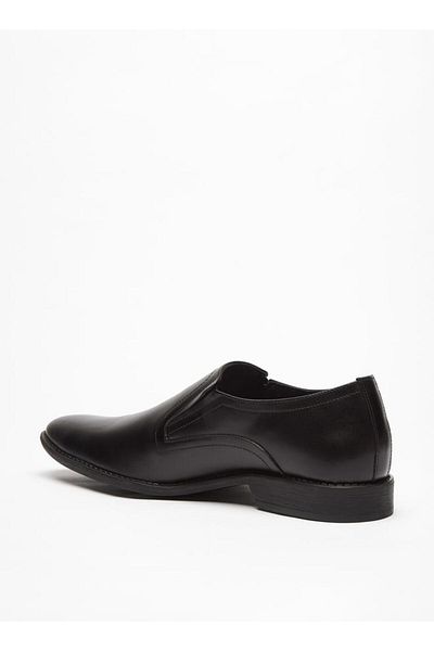 Shoexpress Solid Slip-On Loafers with Gusset Detail