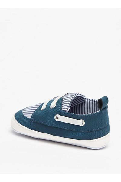 Shoexpress Striped Slip-On Booties
