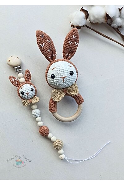 Masal Örgü Dünyası Amigurumi Tavşan Diş Kaşıyıcı & Çıngıraklı Emzik Zinciri