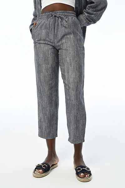 Orfeo Negro WOMEN'S NAVY BLUE COMFORTABLE FIT PANT