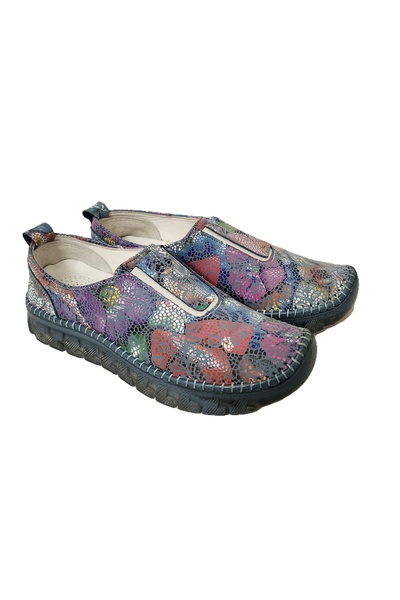 YTA HAKİKİ DERİ MAVİ BASKILI KADIN YAZLIK AYAKKABI