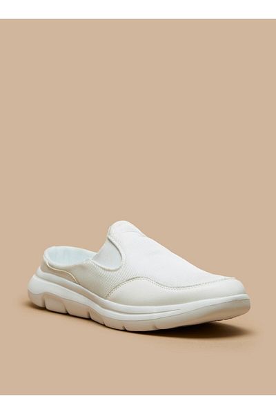 Dash Textured Slip-On Lightweight Shoes