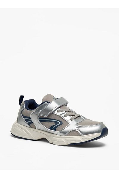 Oaklan by Shoexpress Panelled Sneakers with Hook and Loop Closure