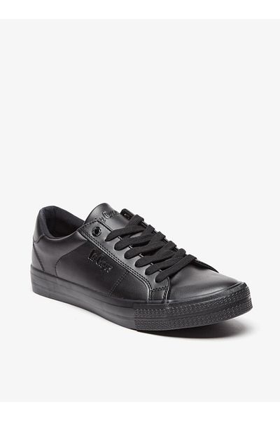 Lee Cooper Men's Monotone Low Ankle Sneakers with Lace-Up Closure