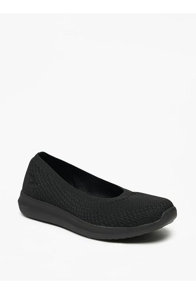 Dash Textured Slip-On Sports Shoes