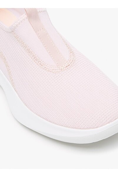 Dash Textured Slip-On Walking Shoes