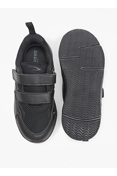 Dash Panelled Sports Shoes with Hook and Loop Closure