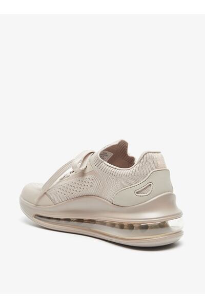 Dash Monotone Walking Shoes with Lace-Up Closure