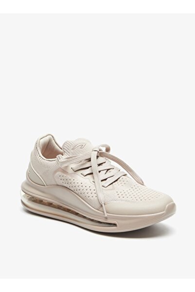 Dash Monotone Walking Shoes with Lace-Up Closure