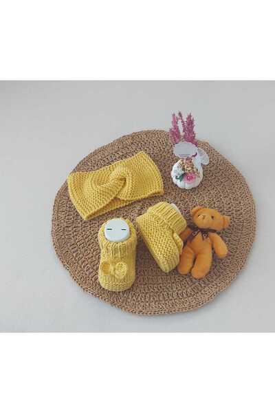BEGİN Yellow Newborn Gift Baby Hand Knitted and Acrylic Wool Slippers Booties Bandana Set for 0-12 Months Birthday Anni