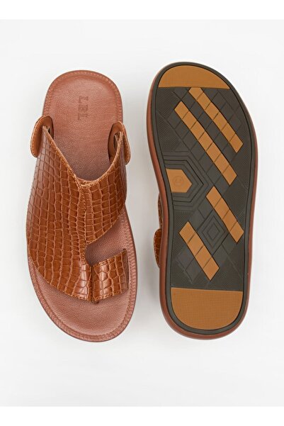 LBL by Shoexpress Men's Buckle Accent Textured Slip-On Arabic Sandals