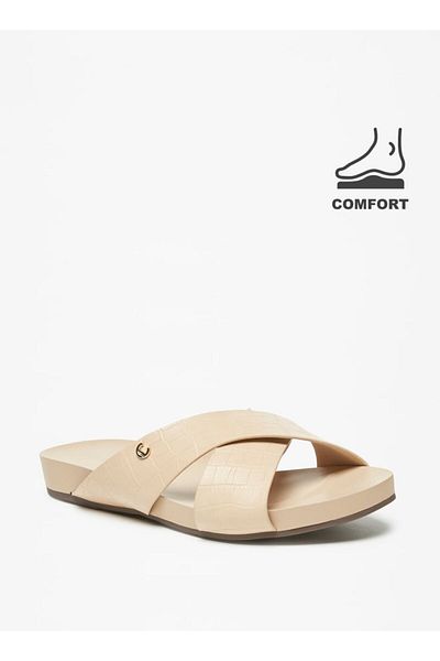 Le Confort صندل مريح سهل الارتداء بحزام متقاطع