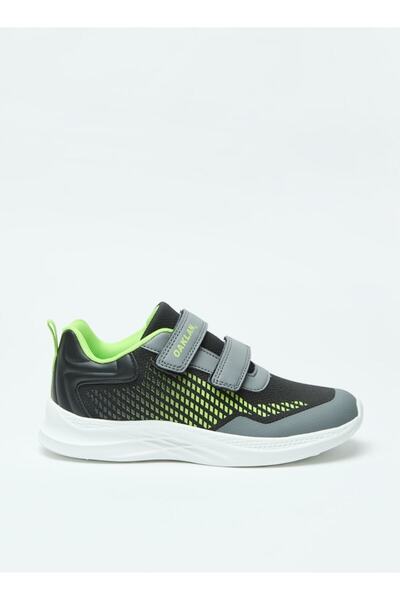 Oaklan by Shoexpress Mesh Textured Sports Shoes with Hook and Loop Closure