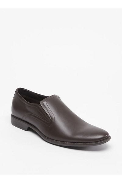 Shoexpress Solid Slip-On Loafers with Gusset Detail