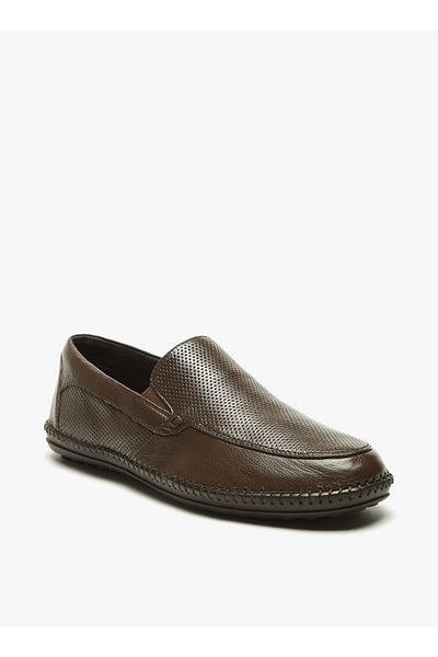 Shoexpress Textured Slip-On Loafers