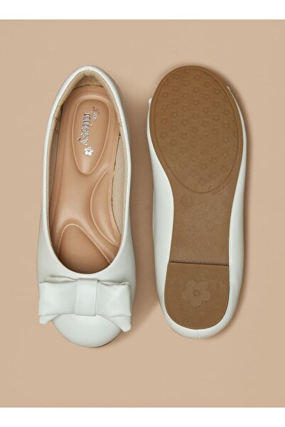 Little Missy Solid Slip-On Round Toe Ballerina with Bow Detail