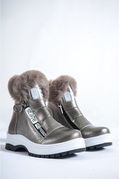 Demashoes Ελαφριές μπότες για κορίτσια με πλατινένιο δέρμα με λεπτομερή αντιολισθητική σόλα