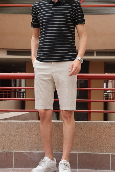 inpool Men's Embroidery Detail Stone Shorts