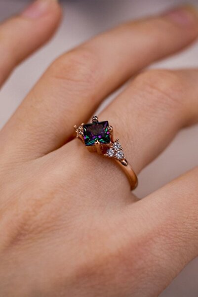 Sahira Jewelry Kadın Pembe Kare Mistik Topaz Taşlı Ayarlanabilir 14 K Altın K...