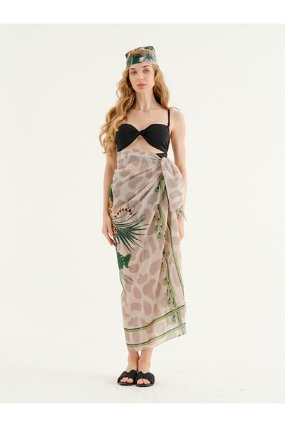 BROWN SARTO Leopard Patterned Beige Pareo