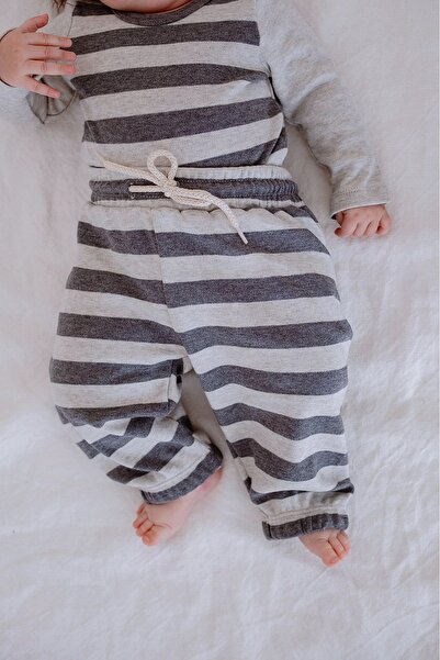 Lilabio 100% Organic Cotton 2-Piece Striped Baby Set