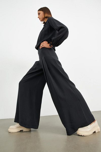 STELLA PULVIS Black Pleated High Waist Modal Palazzo Trousers