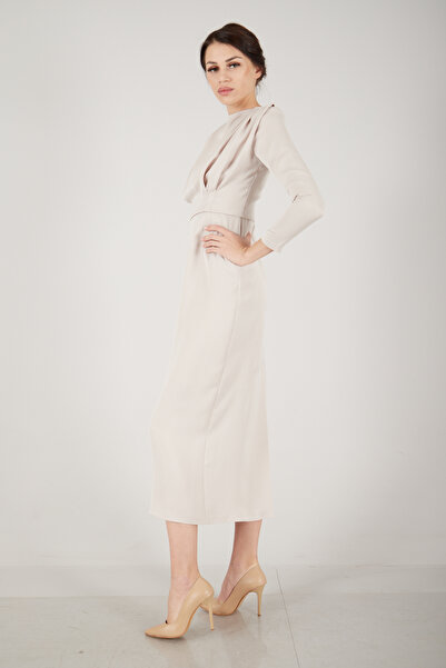 Feminist Üzeri Pilise Detaylı Saten Tesettür Abiye Elbise Bej 6502300