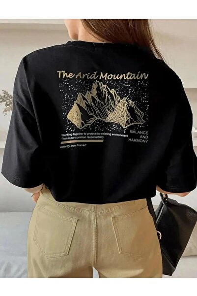 HIRSCH تي شيرت نسائي أسود كبير الحجم بياقة دائرية وطبعة جبلية