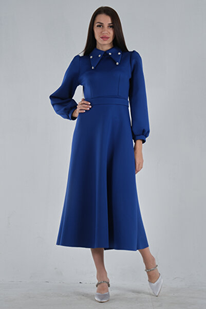 Feminist Сукня з вишитим коміром з аквалангом Saks 7702140