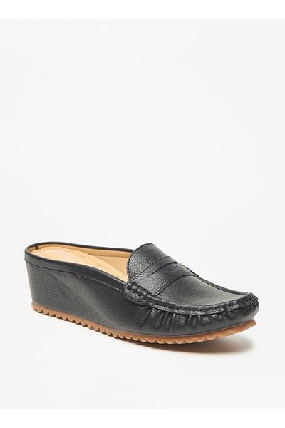 Le Confort Solid Slip-On Flatform Comfort Loafers
