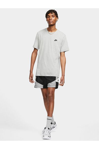 Nike Sportswear Club Short Sleeve T-Shirt