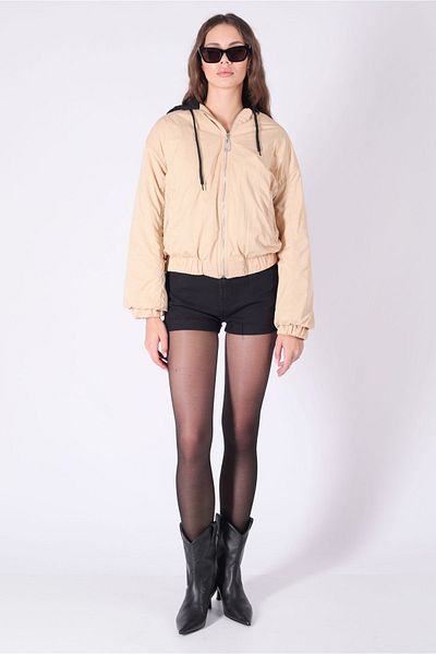 Yake Inflatable Lined Back Embroidered Hooded Short Beige Coat