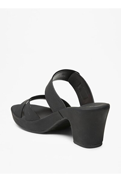 Le Confort Solid Slip-On Cross Strap Sandals