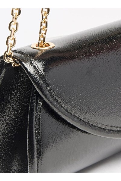 Celeste Textured Crossbody Bag with Chain Strap and Magnetic Closure - W 8 x H 11.5 x D 25.5 cm