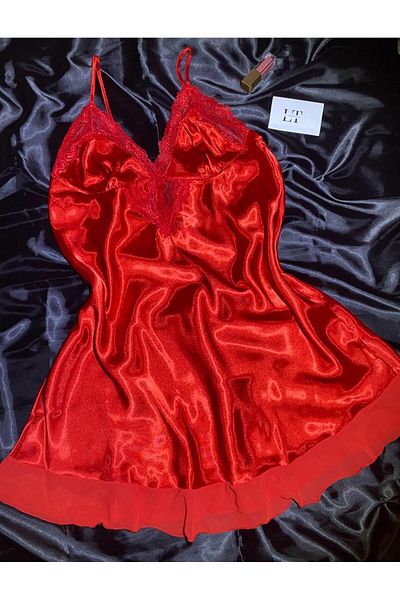 Le Tonnerre WOMEN'S LARGE SIZE RED SHORT SATIN NIGHTWEAR