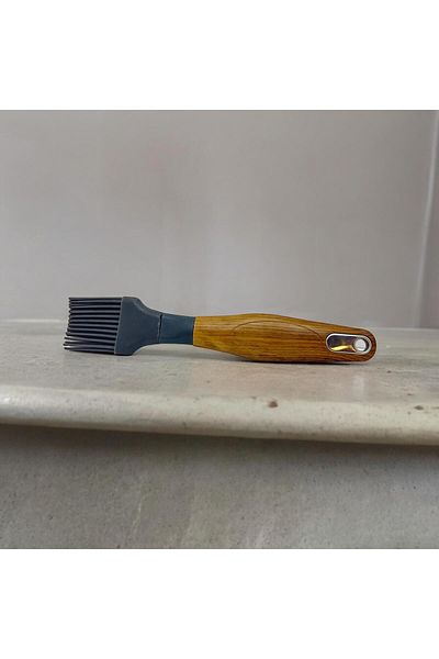 Kosova Patterned Pastry Brush with Number 752