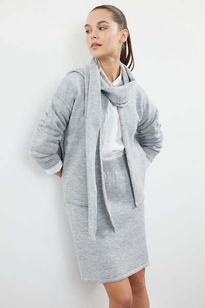 Trendyol Collection Szürke kötöttáru felső és alsó készlet - puha textúra, sál TWOAW25AU00021