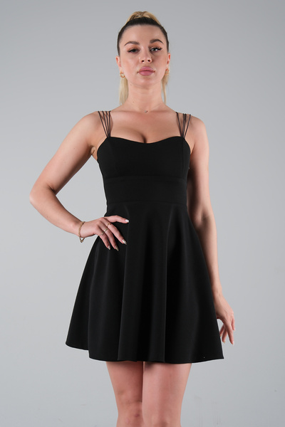 Feminist İnce Askılı Sırt Dekolteli V Yaka Kloş Abiye Elbise & Mezuniyet Elbisesi Siyah 0104026