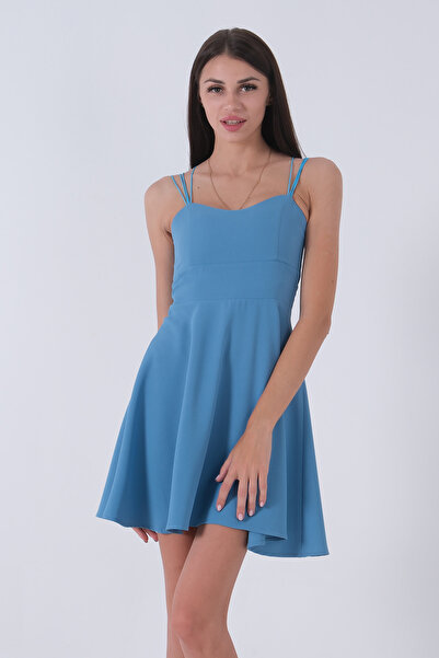 Feminist İnce Askılı Sırt Dekolteli V Yaka Kloş Abiye Elbise & Mezuniyet Elbisesi Bebe Mavi 0104026