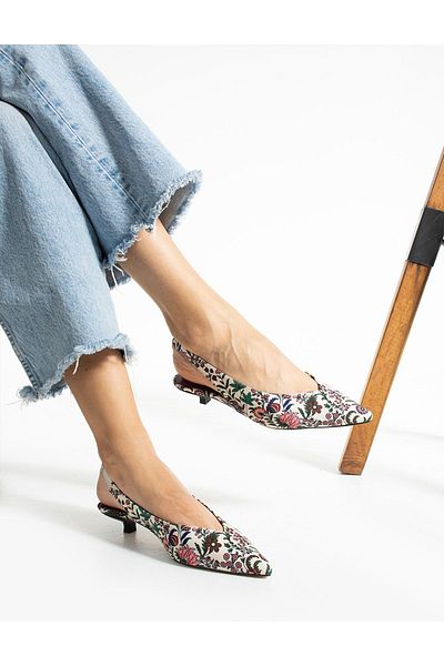 trendyhit Ecru Floral Patterned Fabric - 2cm Short Heeled Women's Shoes