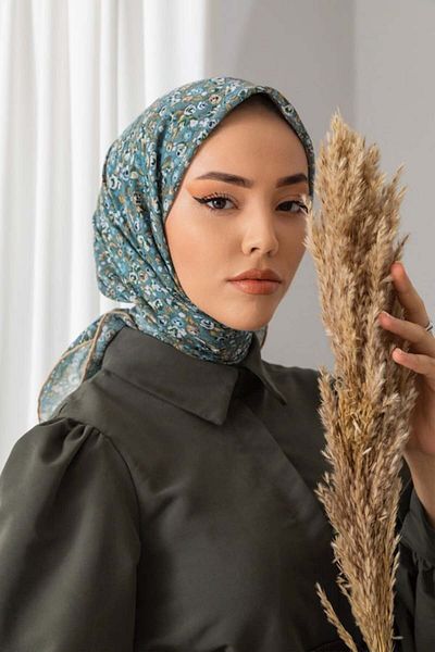 Silk Home 73030-02 Model Soft Scarf