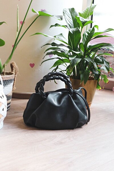 Moom Bag Γυναικεία τσάντα ώμου μαύρη πλεκτή λαβή από μαλακό δέρμα