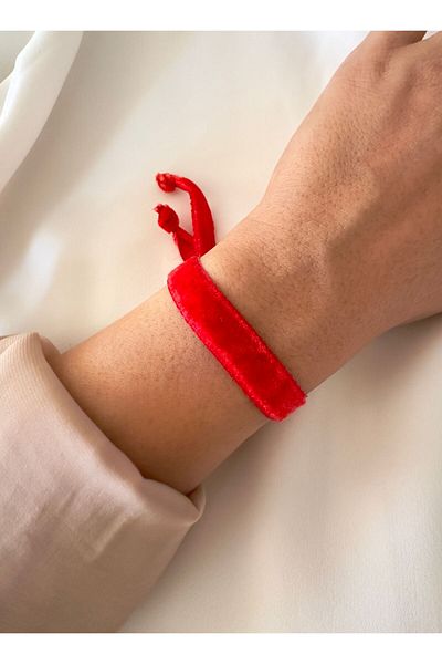Atelier Çağla Red Velvet Bracelet - Stylish and Comfortable