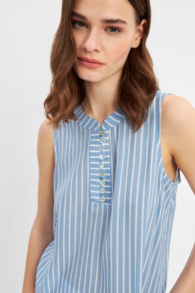 STELLA PULVIS Sleeveless Blue Blouse - Button Detailed