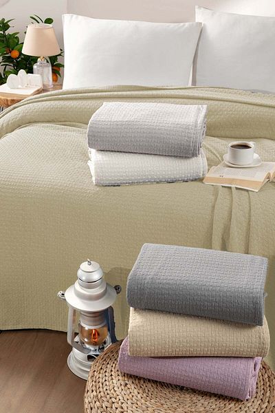 Mulberry Double Straw Pique Bedspread - 220x230 cm
