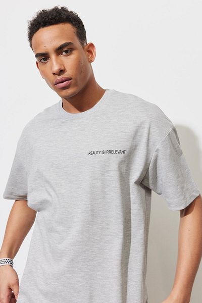 AC&Co / Altınyıldız Classics Grau meliertes, locker geschnittenes, locker geschnittenes Baumwoll-T-Shirt mit Rundhalsausschnitt für Herren