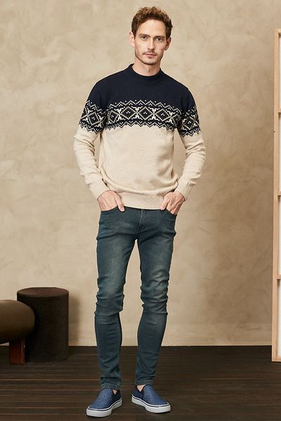 AC&Co / Altınyıldız Classics Men's Navy Blue-beige Standard Fit Regular Cut Half Turtleneck Ruffled Soft Textured Knitwear Sweater