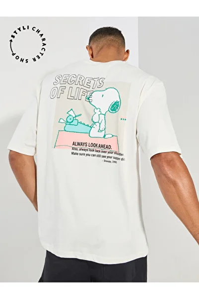 Styli Snoopy Graphic Print Compact Jersey Oversized T-Shirt