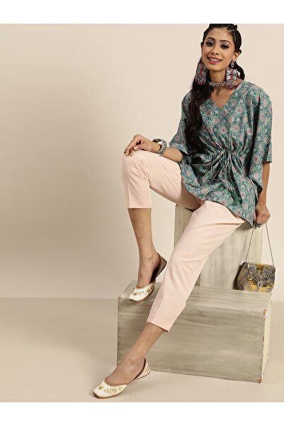 Sassafras By Styli Floral Print Short Kaftan Top