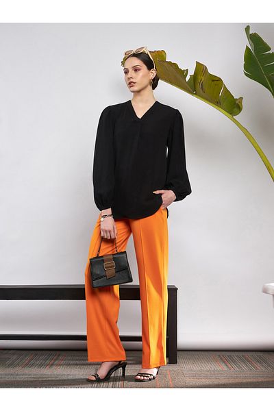 Sassafras By Styli V Neck Puff Sleeve Blouse